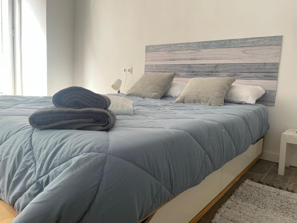 Appartement Piso En El Centro Del Vendrell. Entero. *